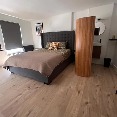 156 Apartment